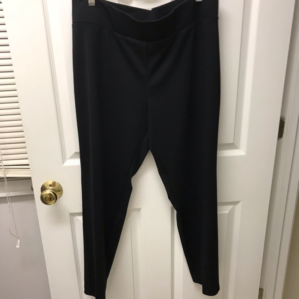 New with tags Ruby RD women’s black slacks size L